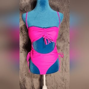 Women's one piece bathing suit/swim suit HOT PINK size MEDIUM